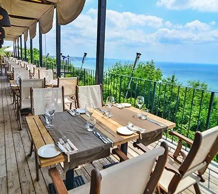 Lux By Kaliakria Apartamento