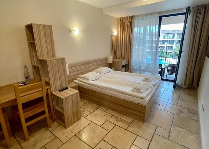 Lux By Kaliakria Апартаменты